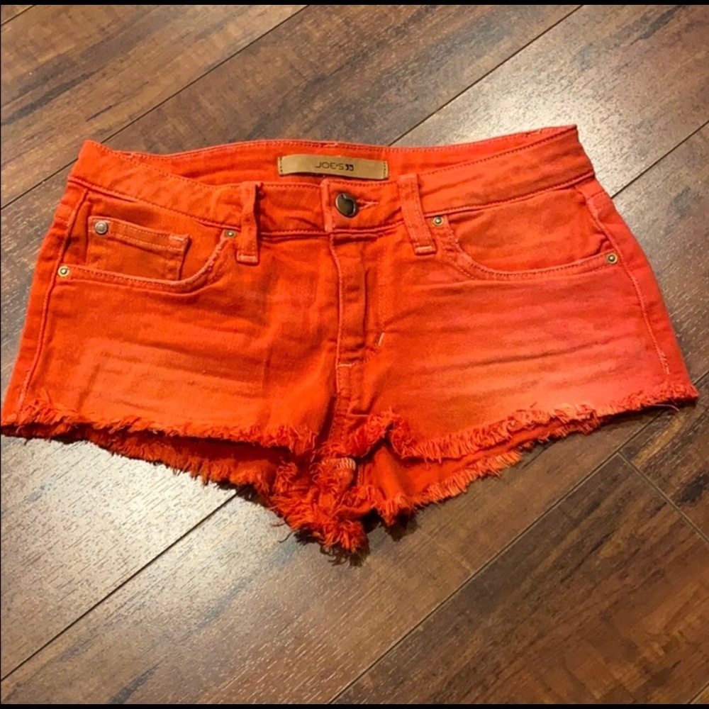 NWT-Joe’s Jeans shorts in distressed. Orange SZ 24